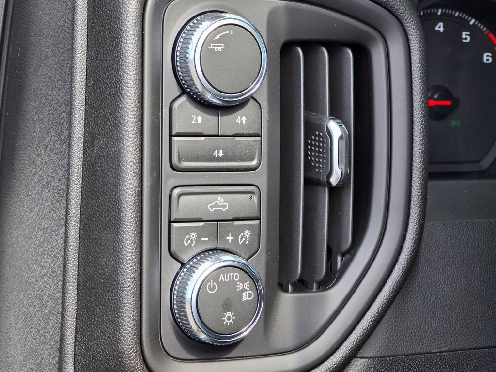 2026 Summit White GMC Sierra 2500HD Pro 4X4 Truck