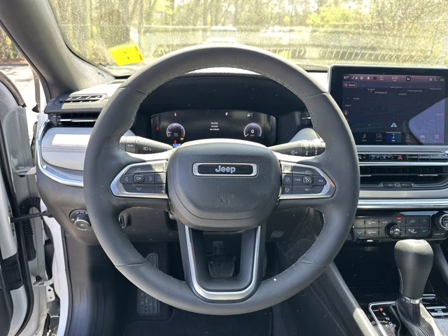 2023 White Jeep Compass 4X4 SUV