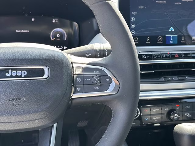 2023 White Jeep Compass 4X4 SUV