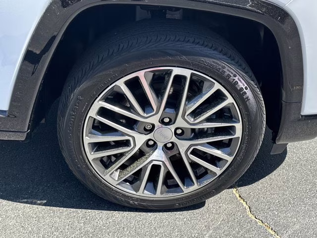 2023 White Jeep Compass 4X4 SUV