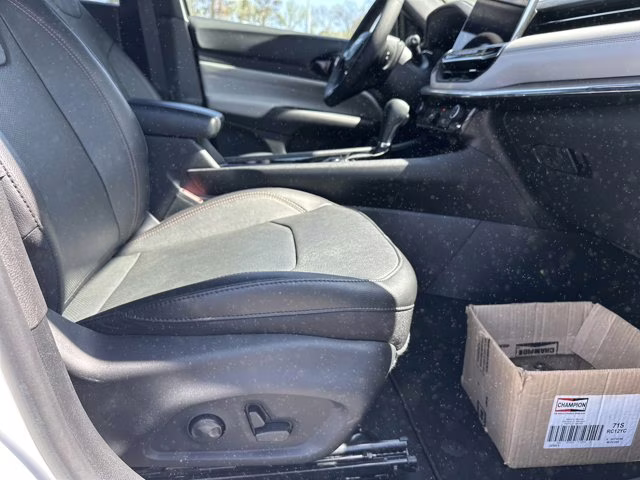 2023 White Jeep Compass 4X4 SUV