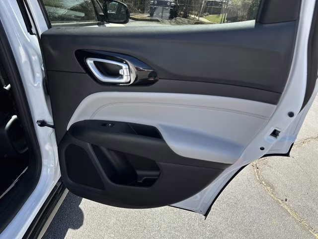 2023 White Jeep Compass 4X4 SUV