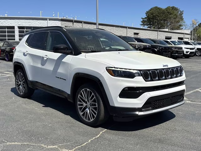 2023 White Jeep Compass 4X4 SUV