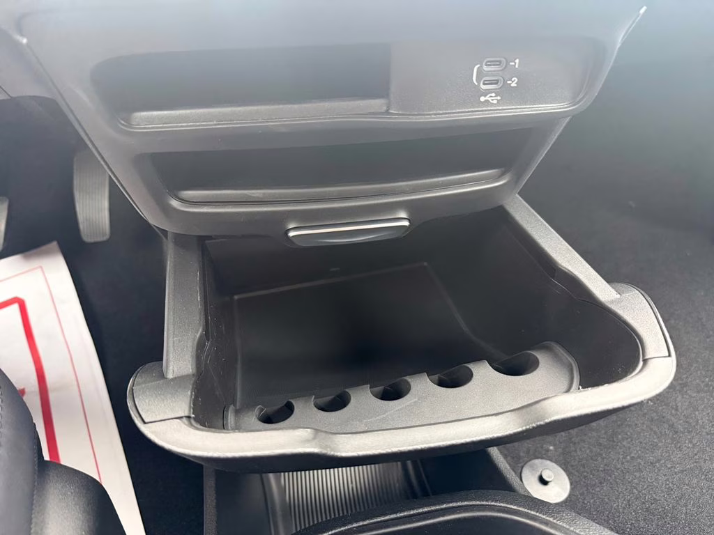 2026 Silver Mist Clearcoat Chrysler Pacifica Select FWD Van