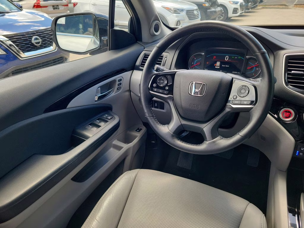 2021 Lunar Silver Metallic Honda Pilot Elite AWD SUV