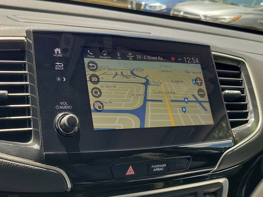 2021 Lunar Silver Metallic Honda Pilot Elite AWD SUV