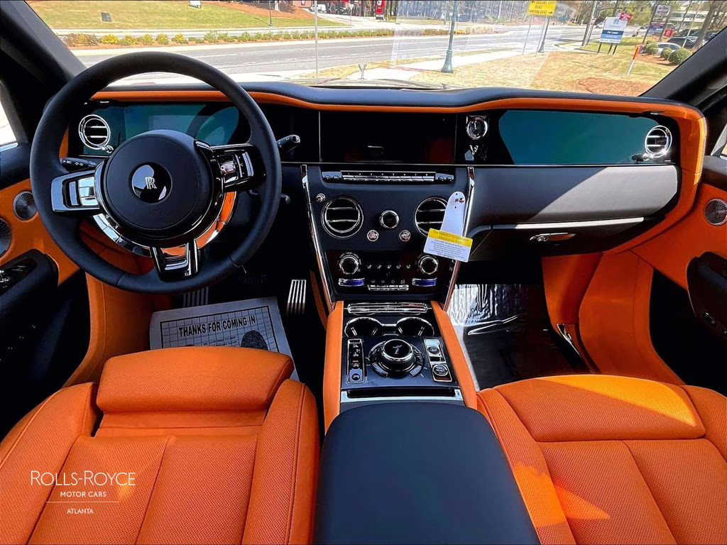 2026 Jubilee Silver Rolls-Royce Cullinan AWD SUV