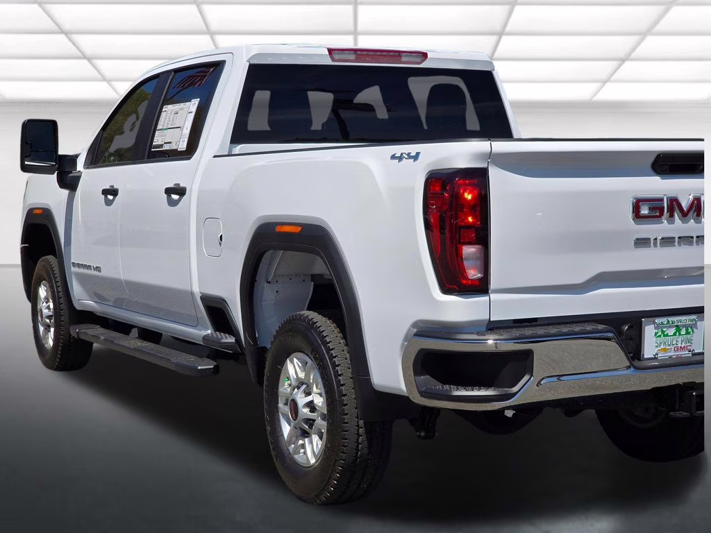 2026 Summit White GMC Sierra 2500HD Pro 4X4 Truck
