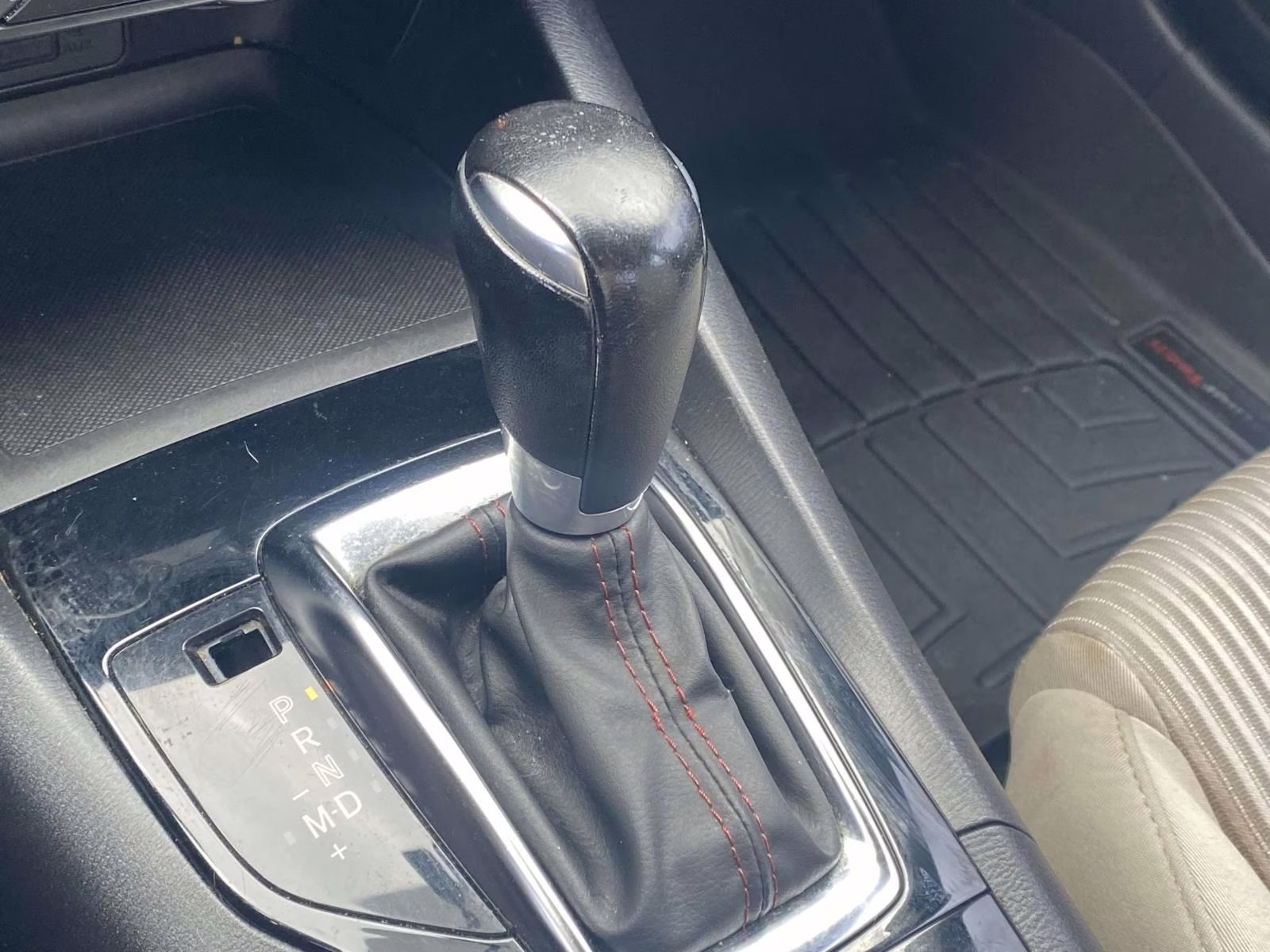 2015 Snowflake White Pearl Mica Mazda Mazda3 i Touring FWD Sedan