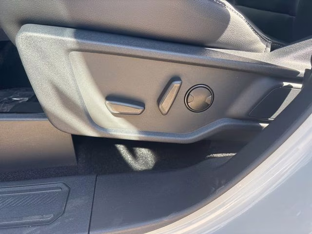 2026 Avalanche Gray Ford Bronco Outer Banks 4X4 SUV