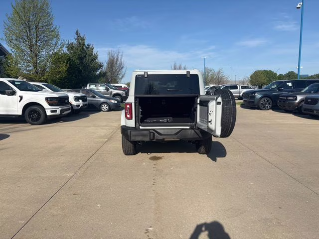 2026 Avalanche Gray Ford Bronco Outer Banks 4X4 SUV