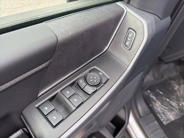 2026 Iconic Silver Metallic Ford F-150 XLT 4X4 Truck