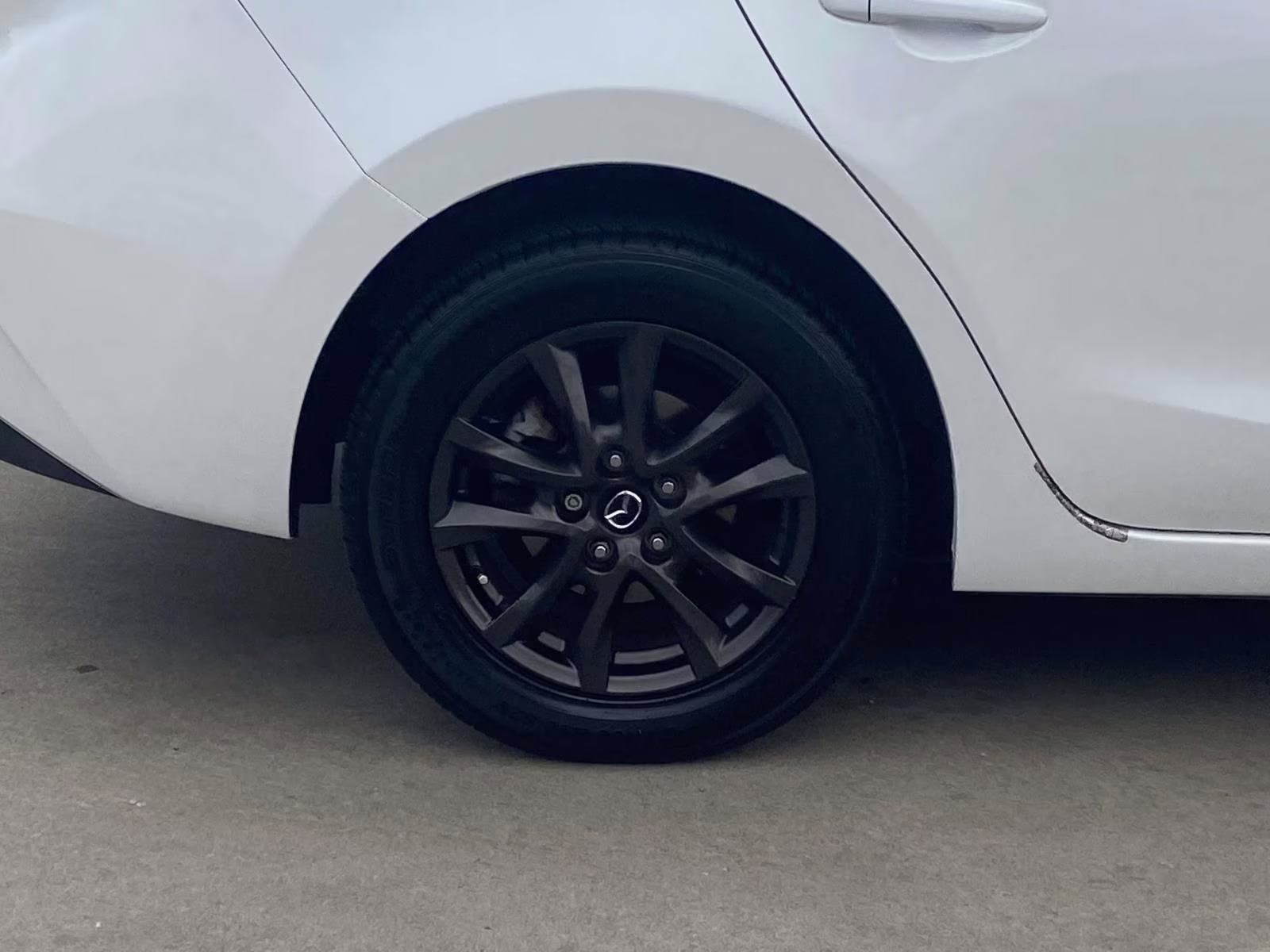 2015 Snowflake White Pearl Mica Mazda Mazda3 i Touring FWD Sedan