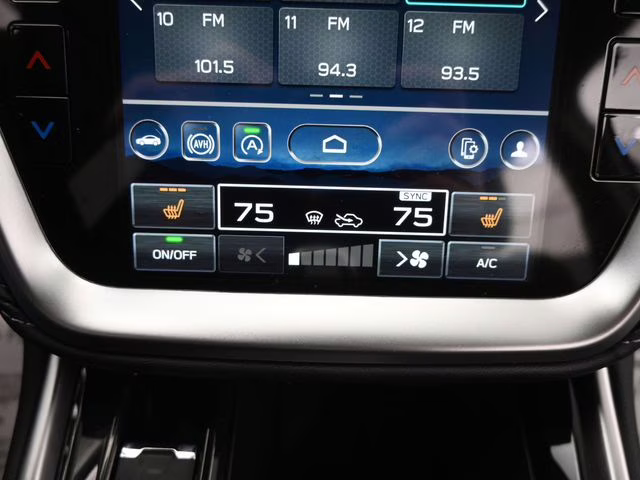 2025 Crystal Black Silica Subaru Outback Premium AWD SUV