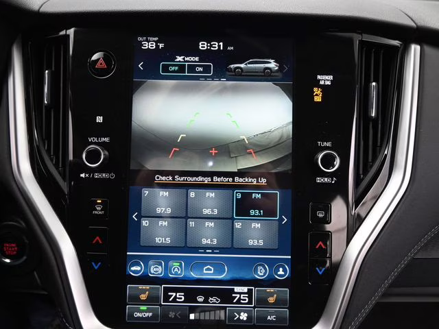 2025 Crystal Black Silica Subaru Outback Premium AWD SUV