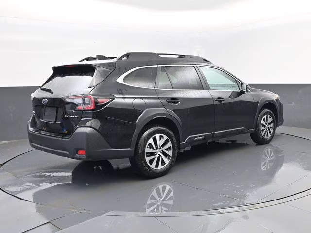 2025 Crystal Black Silica Subaru Outback Premium AWD SUV