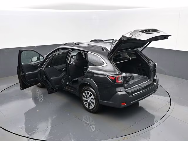 2025 Crystal Black Silica Subaru Outback Premium AWD SUV