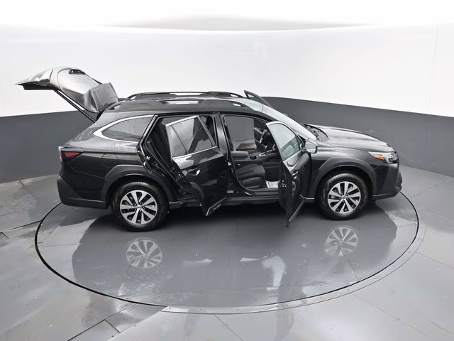 2025 Crystal Black Silica Subaru Outback Premium AWD SUV