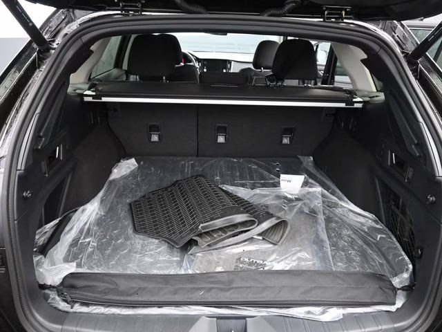 2025 Crystal Black Silica Subaru Outback Premium AWD SUV