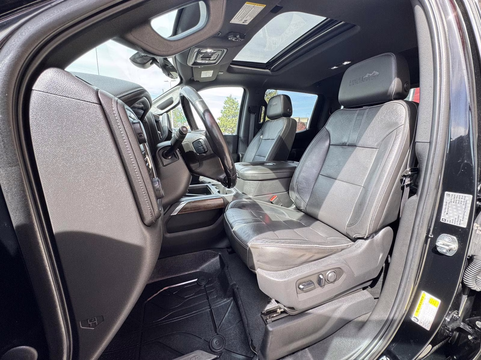 2019 Black Chevrolet Silverado 1500 High Country 4X4 Truck