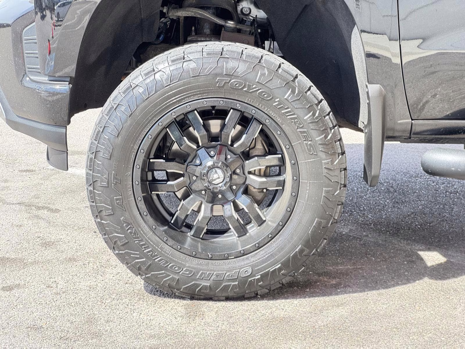 2019 Black Chevrolet Silverado 1500 High Country 4X4 Truck