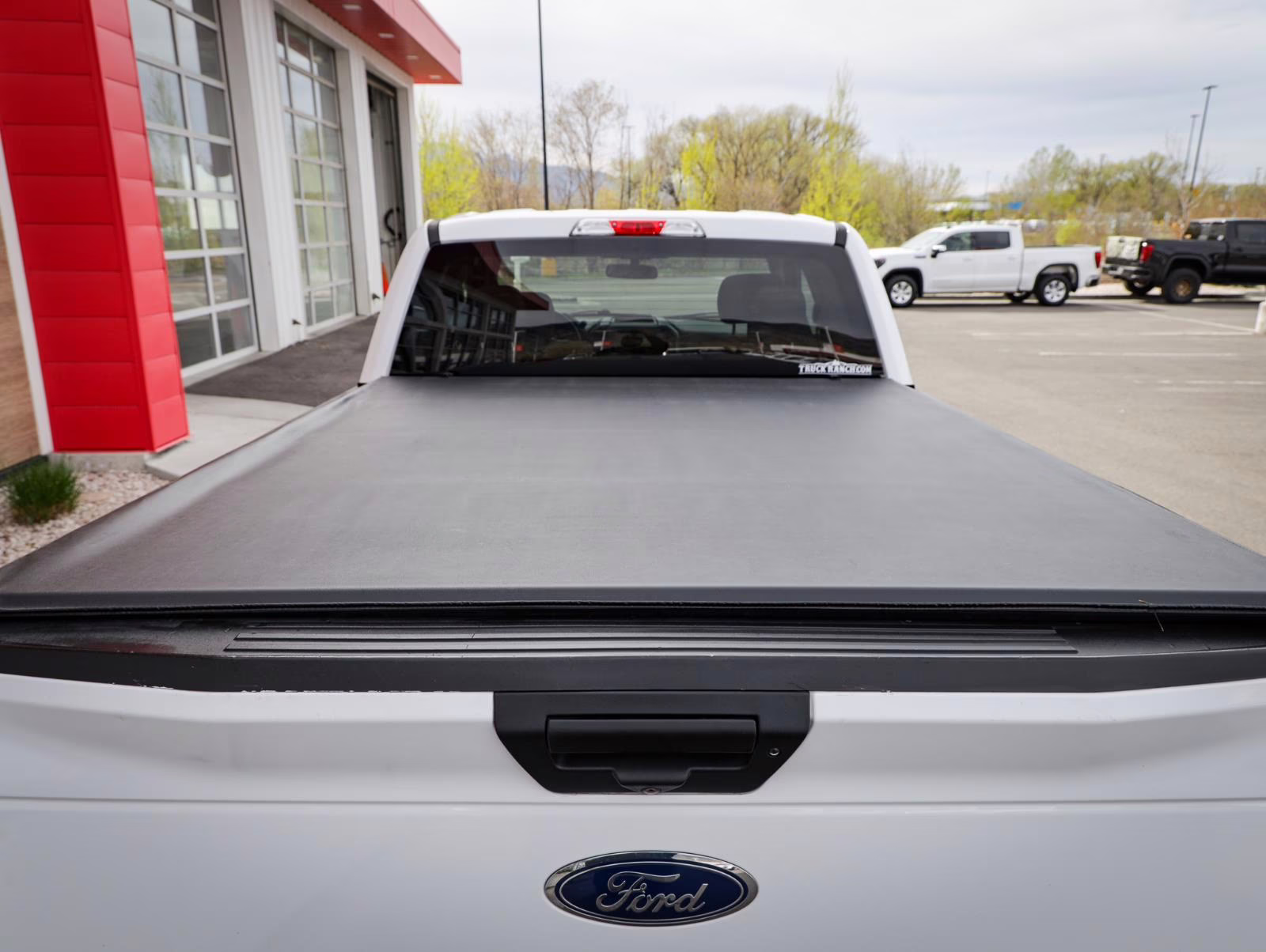 2019 Oxford White Ford F-150 XLT 4X4 Truck