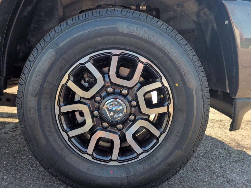 2024 Diamond Black Crystal Pearlcoat Ram 3500 Limited Longhorn 4X4 Truck