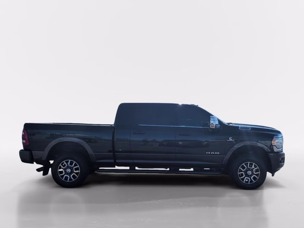 2024 Diamond Black Crystal Pearlcoat Ram 3500 Limited Longhorn 4X4 Truck