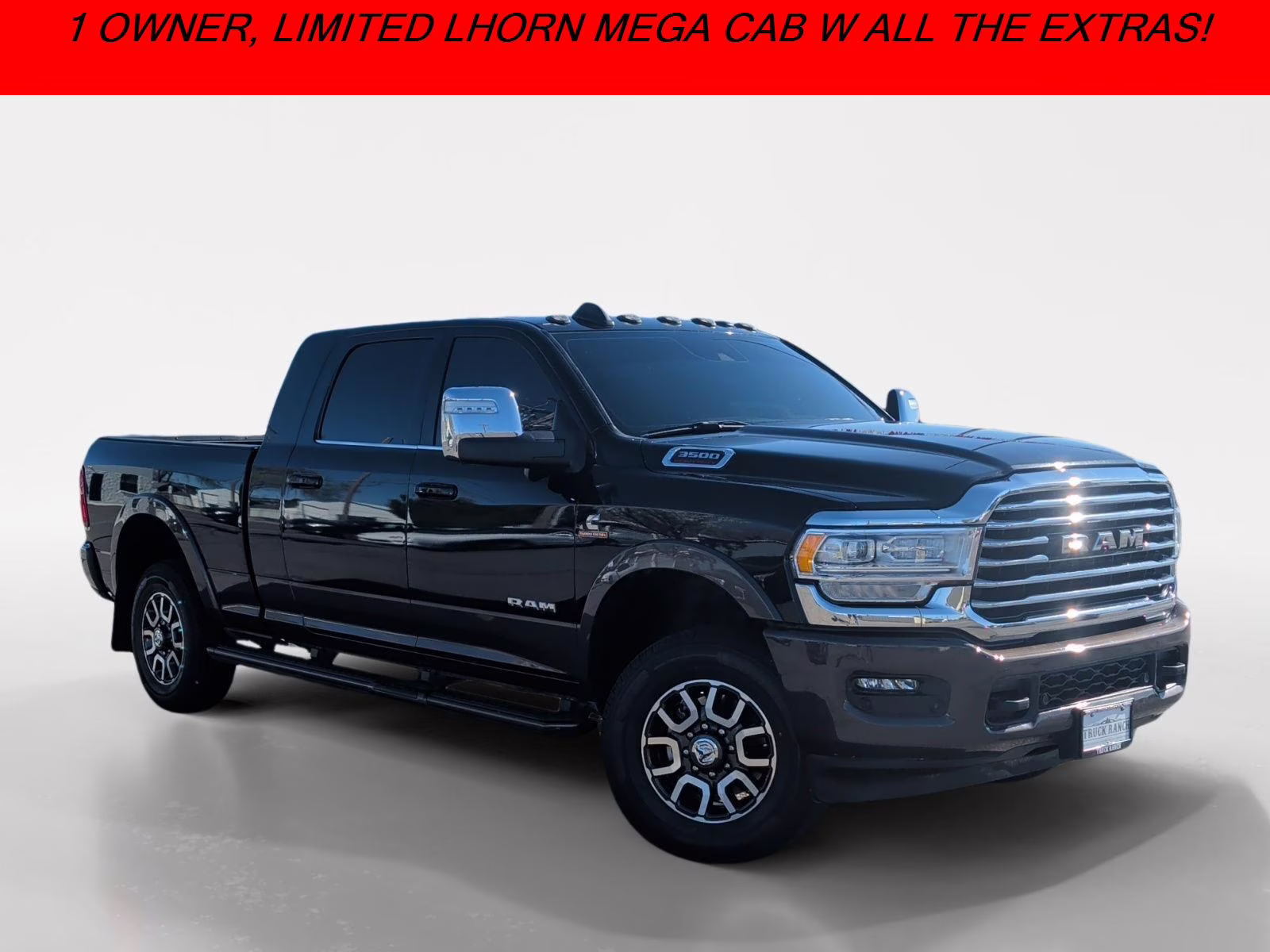 2024 Diamond Black Crystal Pearlcoat Ram 3500 Longhorn 4X4 Truck
