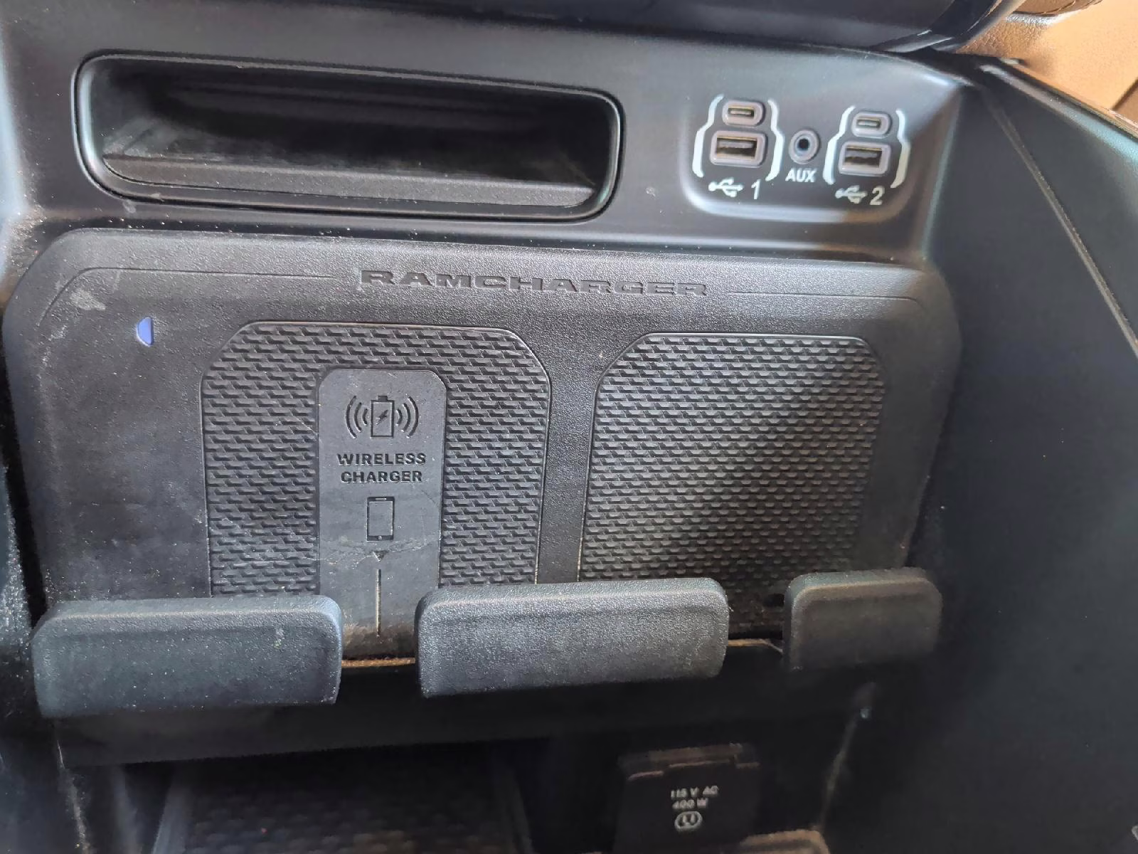 2024 Diamond Black Crystal Pearlcoat Ram 3500 Longhorn 4X4 Truck