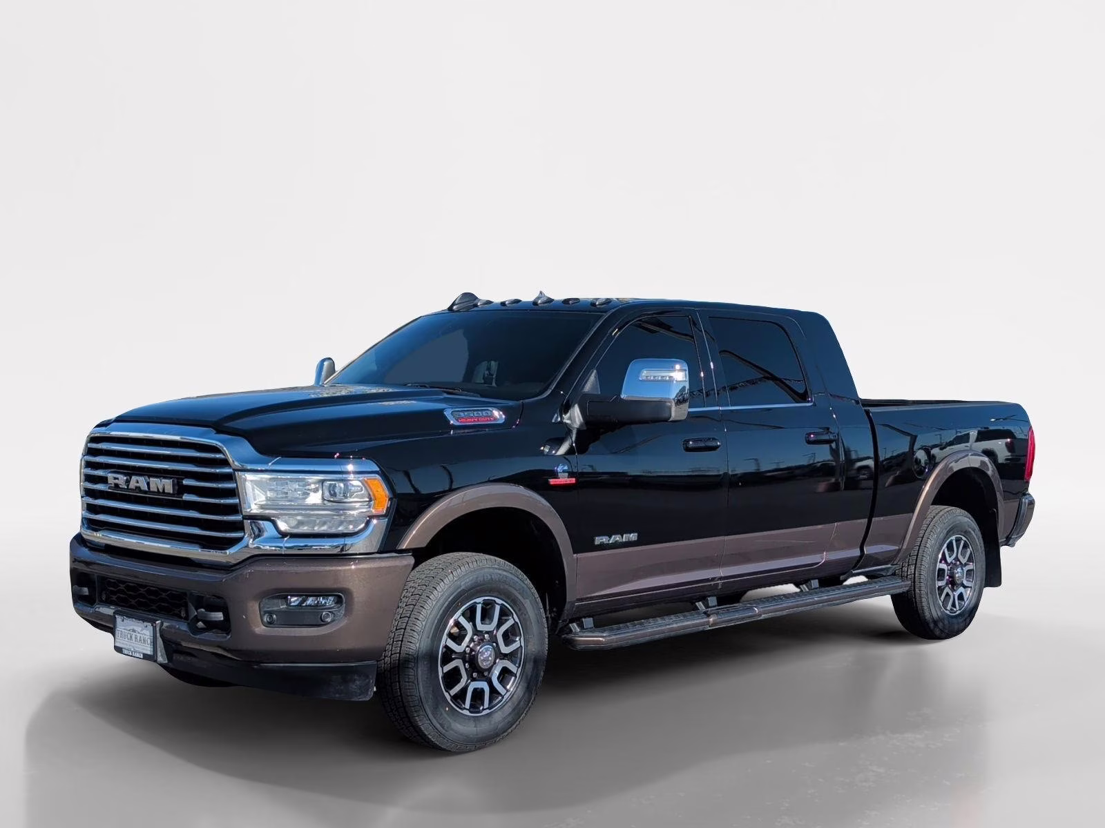 2024 Diamond Black Crystal Pearlcoat Ram 3500 Longhorn 4X4 Truck