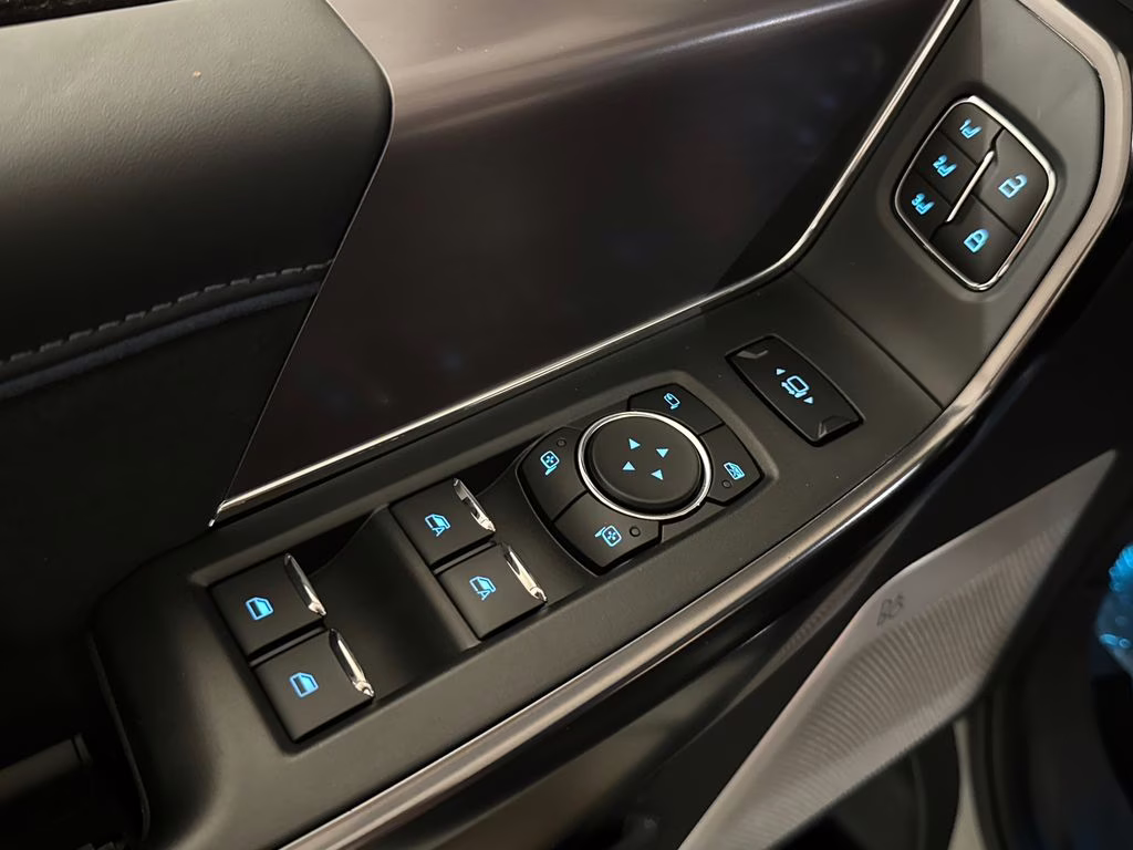 2026 Avalanche Ford Super Duty F-250 SRW Platinum 4X4 Truck