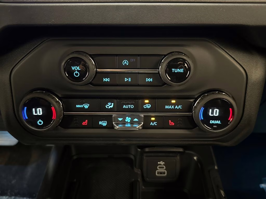 2026 Shadow Black Ford Bronco Big Bend 4X4 SUV