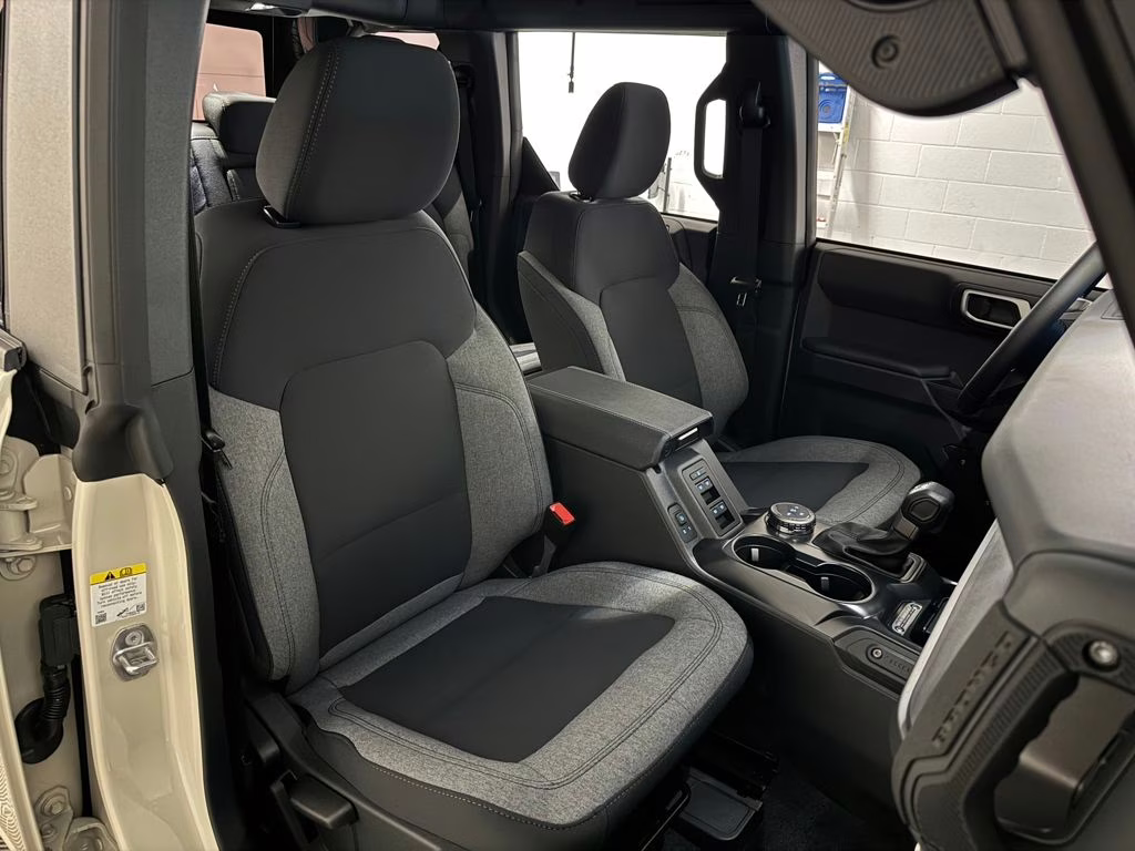 2026 Desert Sand Ford Bronco Big Bend 4X4 SUV