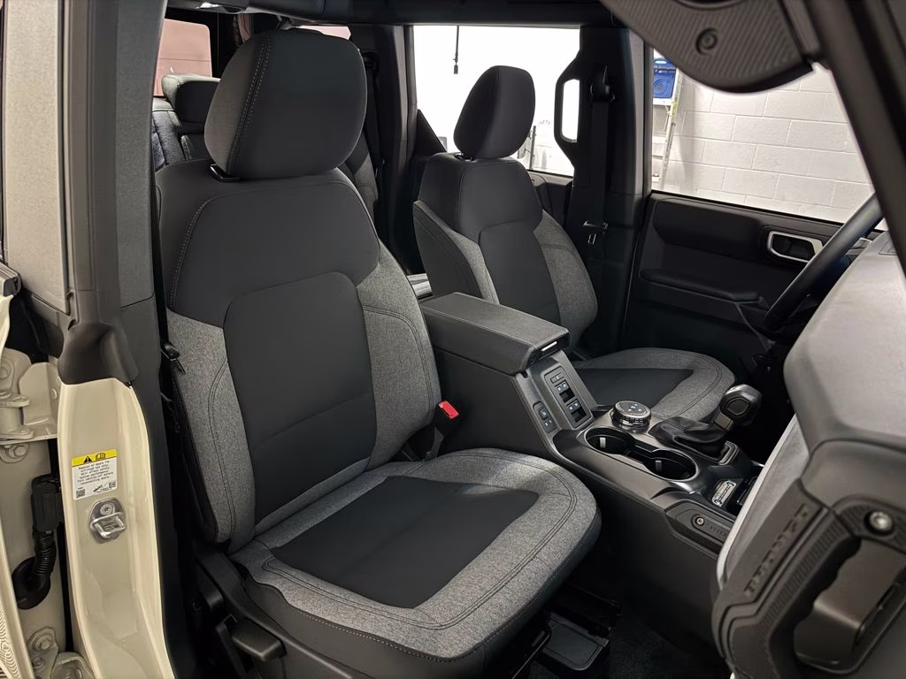 2026 Desert Sand Ford Bronco Big Bend 4X4 SUV