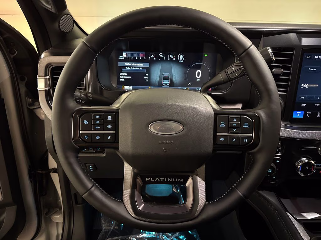 2026 Avalanche Ford Super Duty F-250 SRW Platinum 4X4 Truck