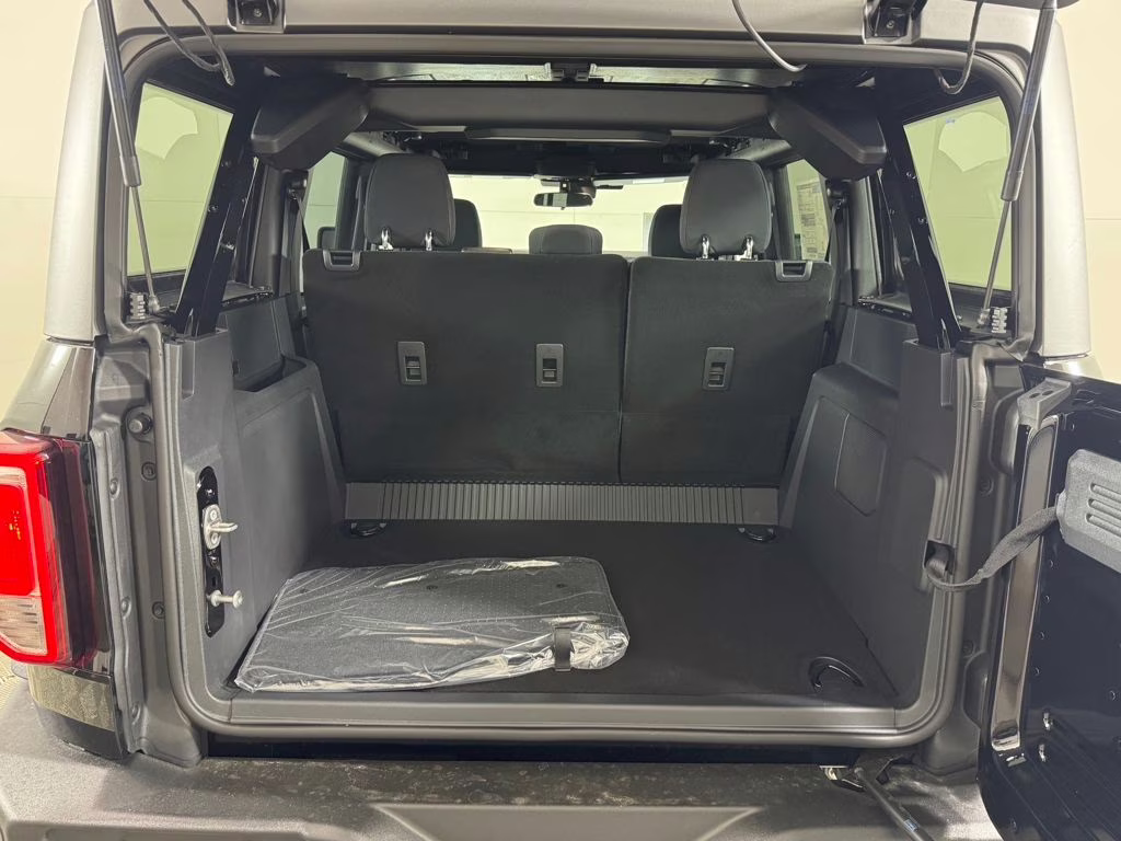 2026 Shadow Black Ford Bronco Big Bend 4X4 SUV