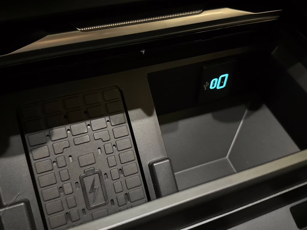 2026 Avalanche Ford Super Duty F-250 SRW Platinum 4X4 Truck