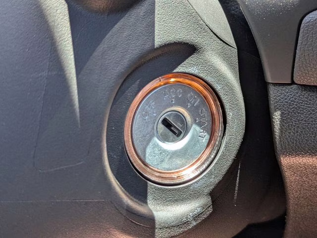 2026 Labrador Black Pearl Mitsubishi Outlander Sport 2.0 ES 4X4 SUV