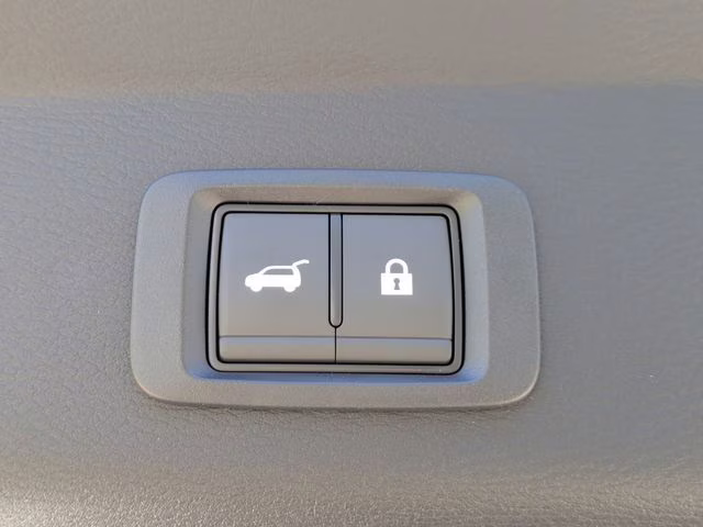 2026 Cosmic Blue Metallic Mitsubishi Outlander SE FWD SUV