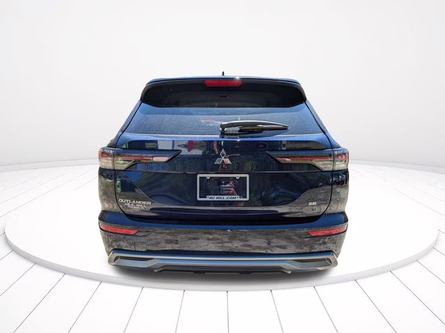 2026 Cosmic Blue Metallic Mitsubishi Outlander SE FWD SUV