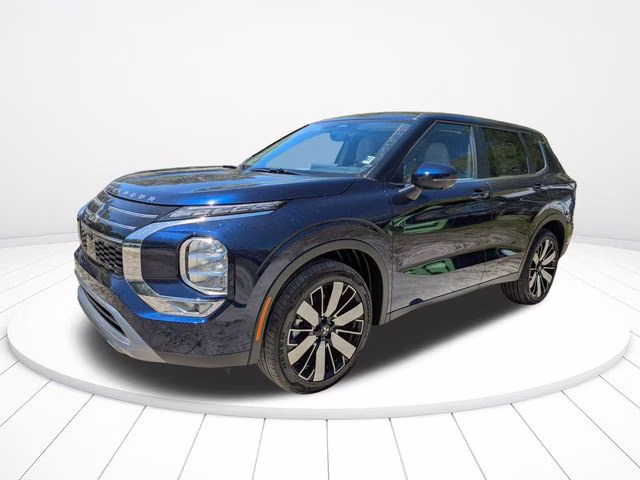2026 Cosmic Blue Metallic Mitsubishi Outlander SE FWD SUV