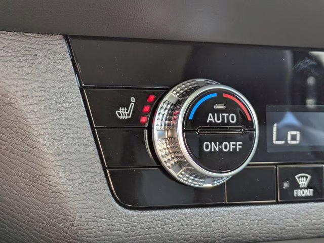 2026 E85/33j Mitsubishi Outlander SE FWD SUV