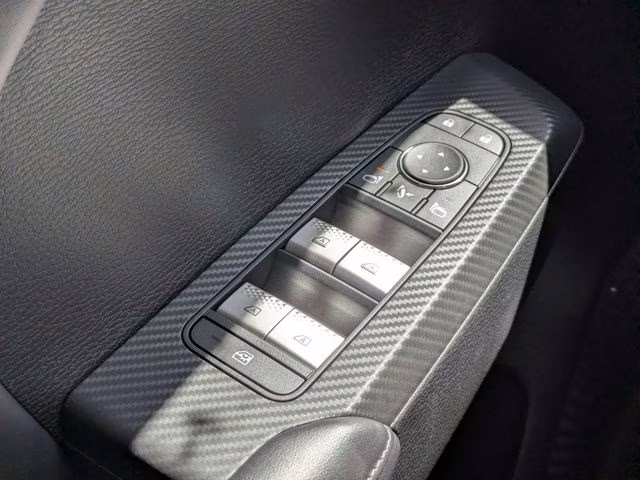 2026 E85/33j Mitsubishi Outlander SE FWD SUV