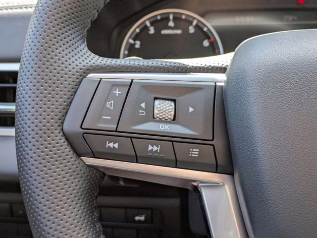 2026 E85/33j Mitsubishi Outlander SE FWD SUV