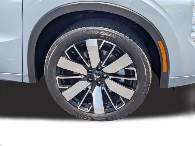 2025 Moonstone Gray Metallic/Black Roof Mitsubishi Outlander SEL FWD SUV