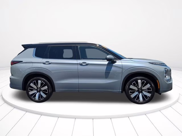 2025 Moonstone Gray Metallic/Black Roof Mitsubishi Outlander SEL FWD SUV
