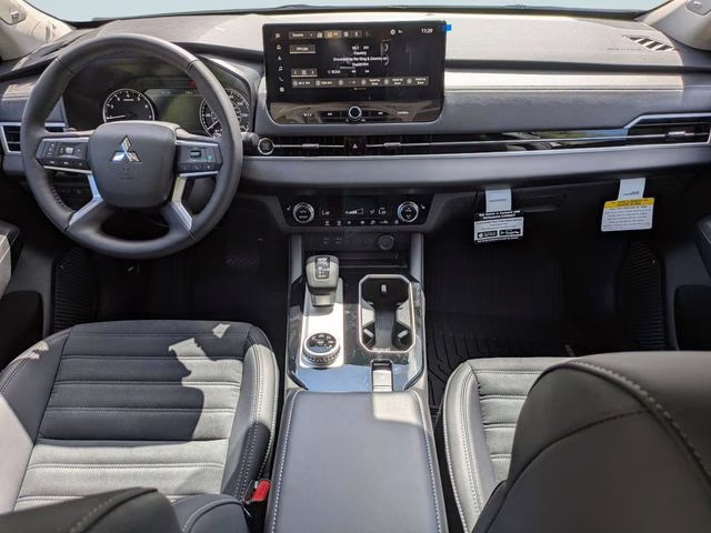 2026 E85/33j Mitsubishi Outlander SE FWD SUV