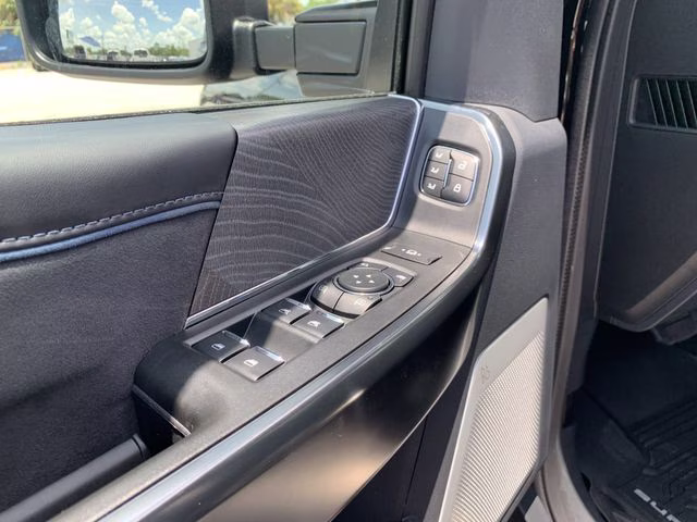 2025 Agate Black Metallic Ford Super Duty F-350 SRW Platinum 4X4 Truck
