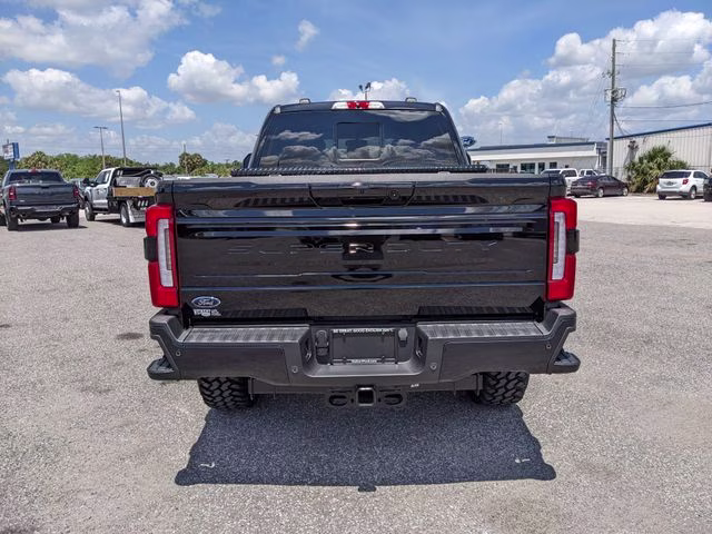 2025 Agate Black Metallic Ford Super Duty F-350 SRW Platinum 4X4 Truck
